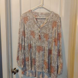 Wonderly Cream Floral Henley Pintuck Babydoll Top with Peach Blooms